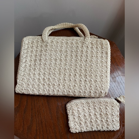 Vintage Handbags - Vintage 60s Unbranded Crochet Knit Small Bag and Pouch